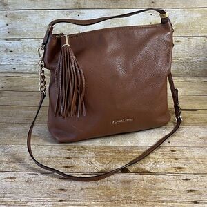 Michael Kors Brown Shoulder Crossbody Bag Tassle Slouchy Leather Gold Accents